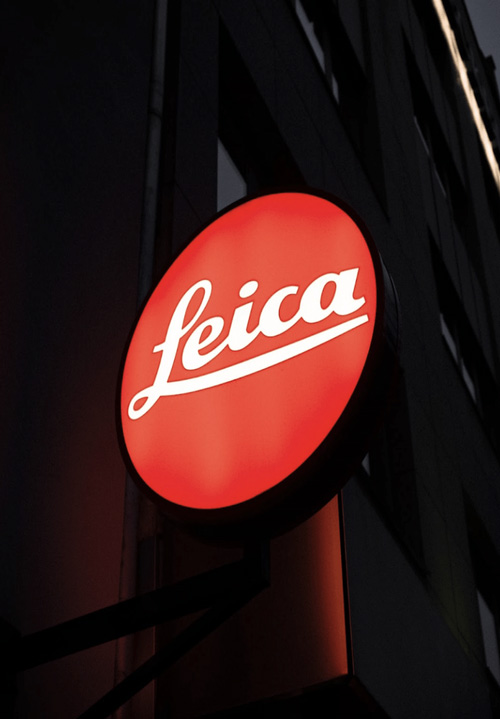 custom blade sign for Leica