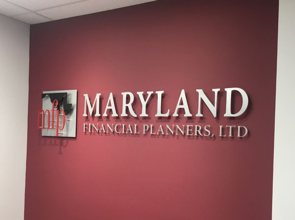 5 individual letter plus logo