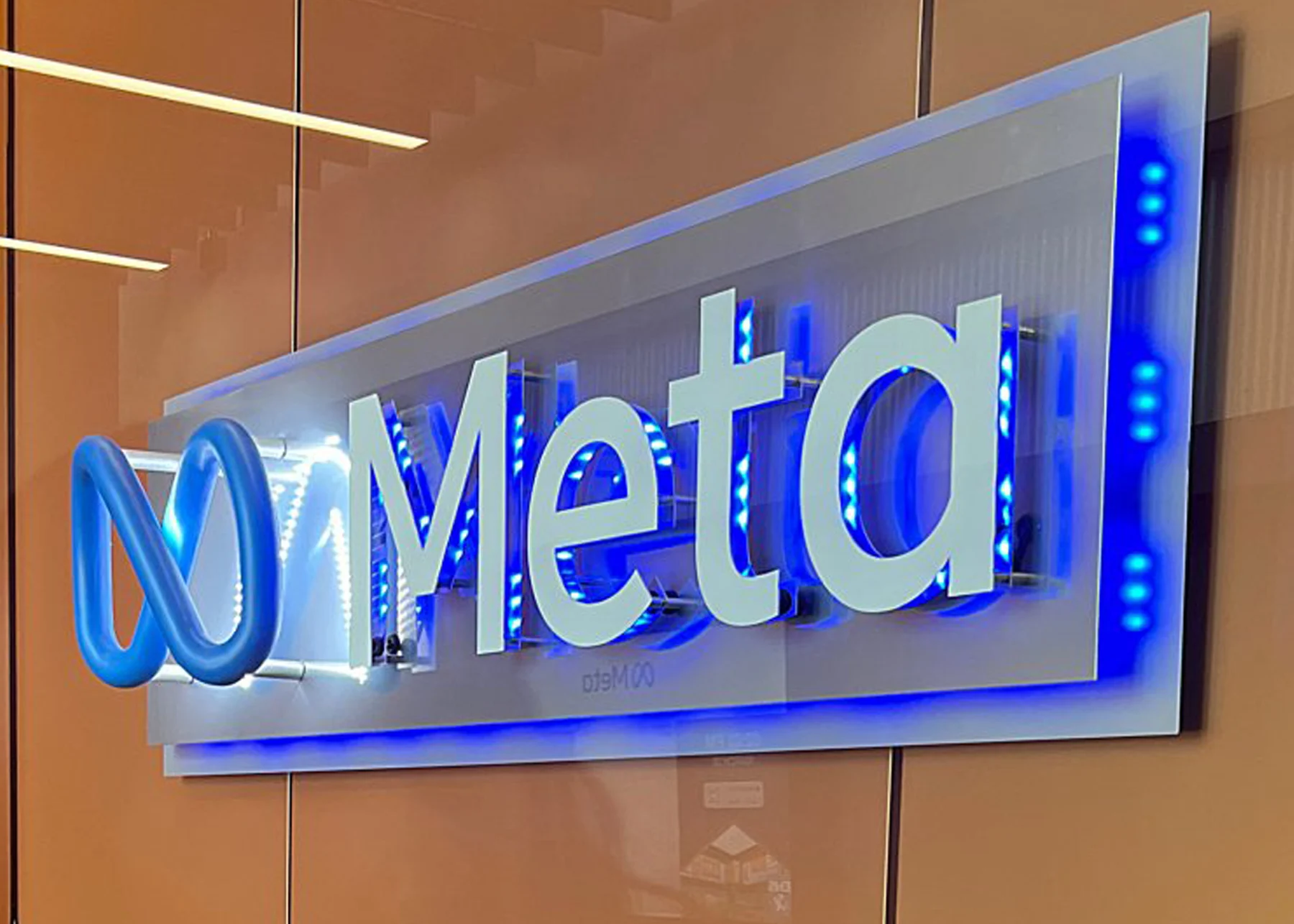 meta-logo